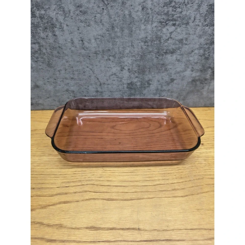 Pyrex 232-R Cranberry Glass Baking Pan Casserole Dish